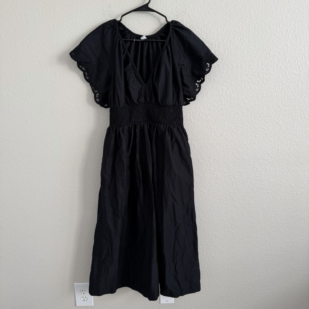 Old Navy Medium Midi Dress Embroidered Scallop Eyelet Black Boho Smocked Pockets
